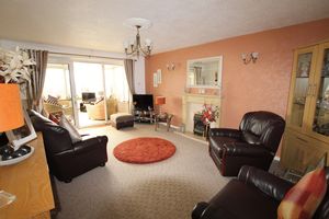 Living Room- click for photo gallery